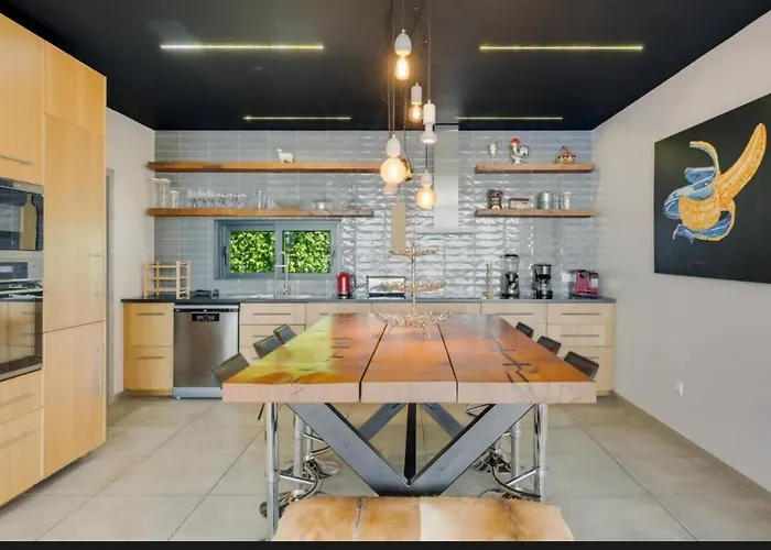 فيلة Rubydom By Turin