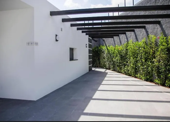 Rubydom By Turin * أركو دا كالهيتا